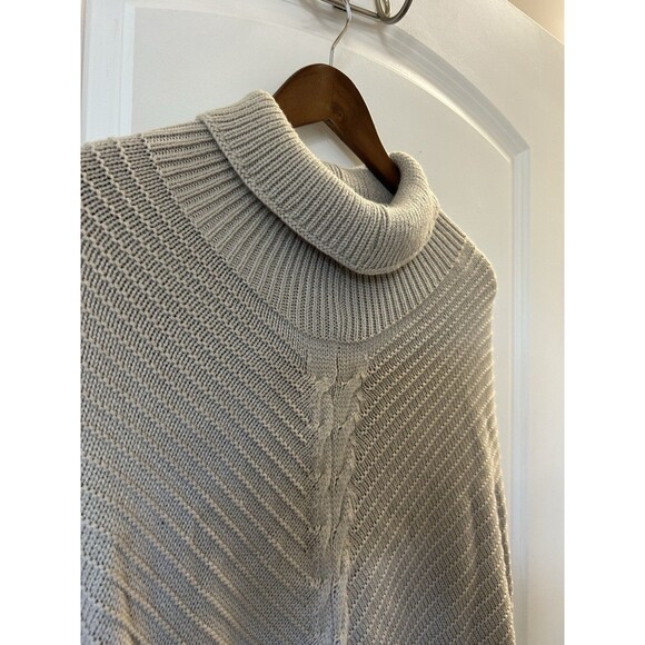 Chicos Womens Small Medium Poncho Pull Over Beige Cable Knit Classic Preppy Soft - Picture 2 of 8